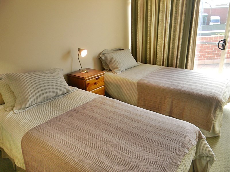 90 Main Street, Merimbula NSW 2548