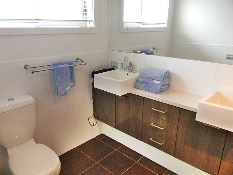 4B Elizabeth parade, Tura Beach NSW 2548