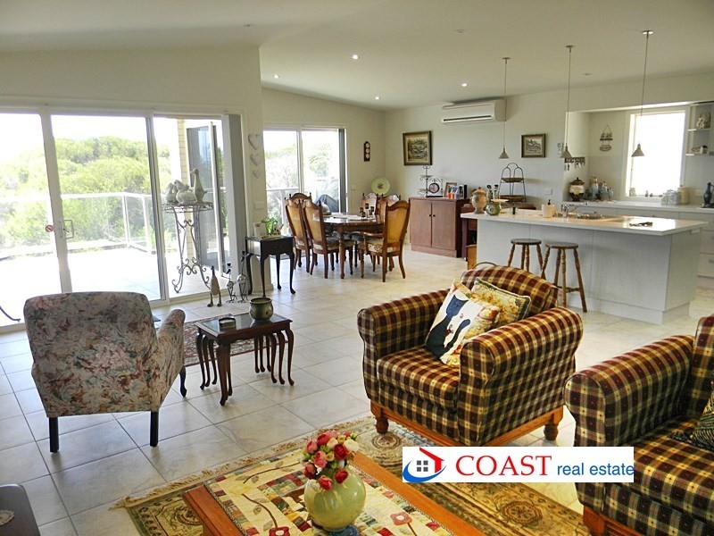 4c Surf Circle, Tura Beach NSW 2548