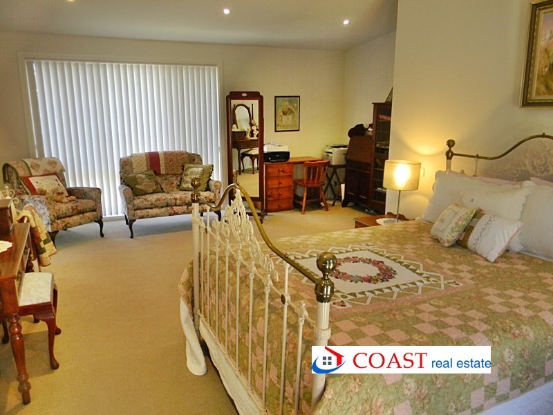 4C Surf Circle, Tura Beach NSW 2548