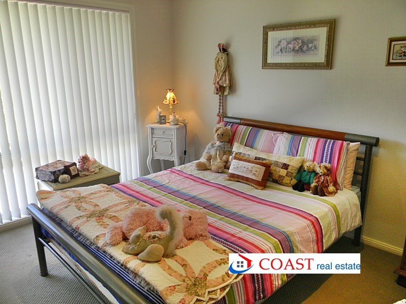4C Surf Circle, Tura Beach NSW 2548