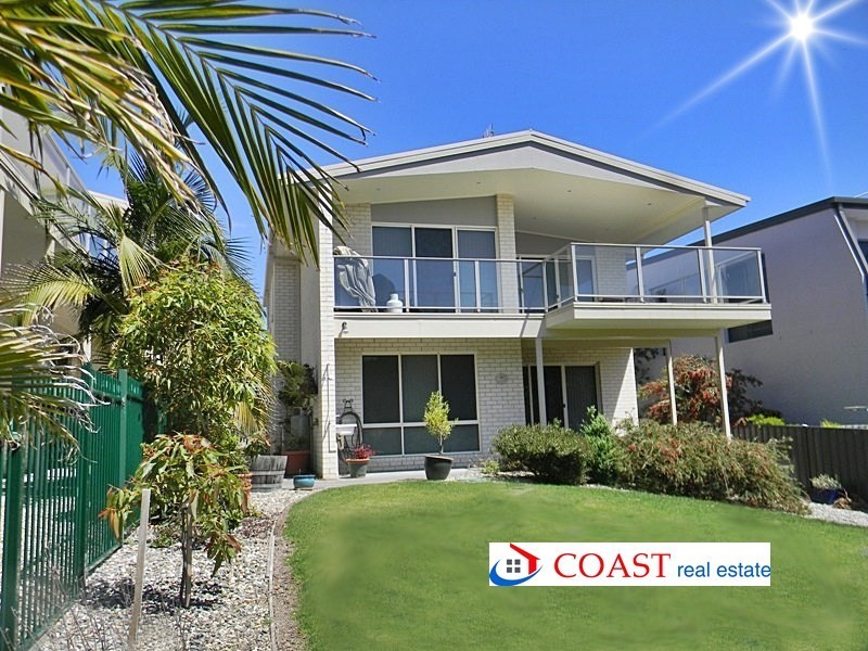 4C Surf Circle, Tura Beach NSW 2548