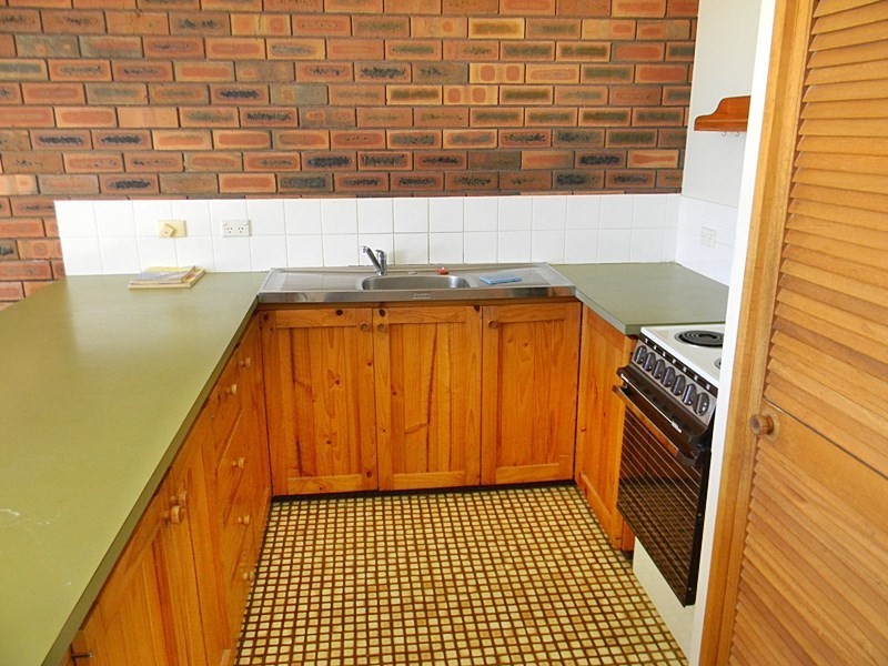 2/4 Banksia Court, Tura Beach NSW 2548