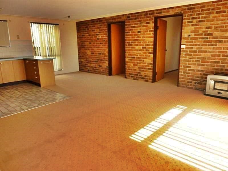 1/3 Philip Street, Wolumla NSW 2550