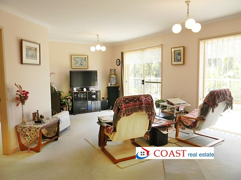 11 Flora Court, Tura Beach NSW 2548