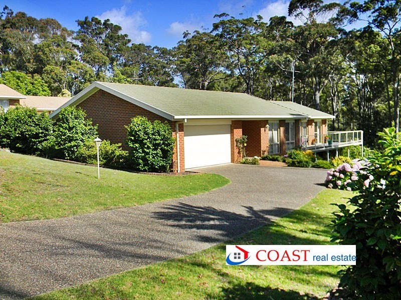 11 Flora Court, Tura Beach NSW 2548