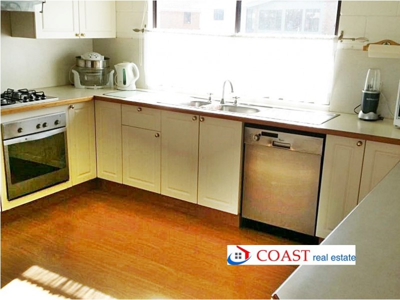 9 Chapman Avenue, Merimbula NSW 2548