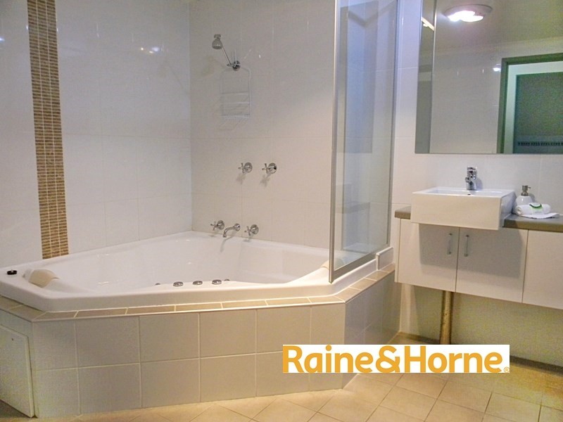 6/10 Marine Parade, Merimbula NSW 2548