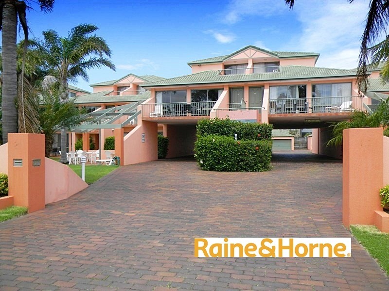 6/10 Marine Parade, Merimbula NSW 2548