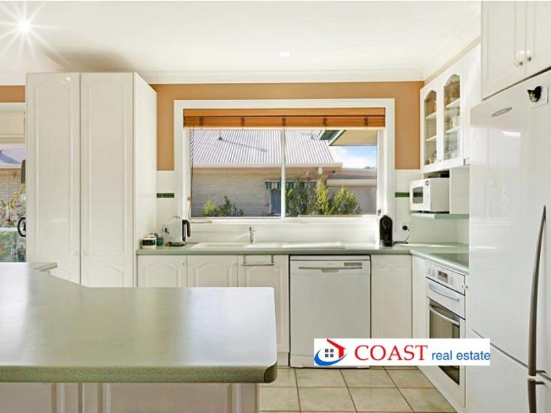 2 Bournda Circuit, Tura Beach NSW 2548