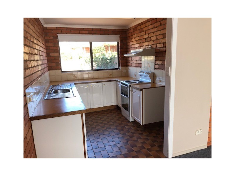 4/1 Surf Circle, Tura Beach NSW 2548