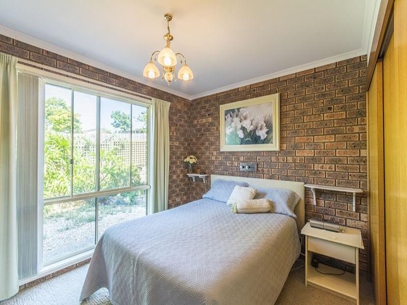 16 Beachview Court, Tura Beach NSW 2548