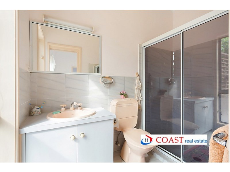 5 Waratah Court, Tura Beach NSW 2548