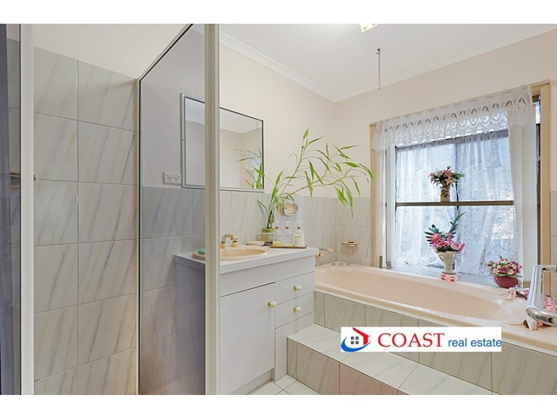 5 Waratah Court, Tura Beach NSW 2548