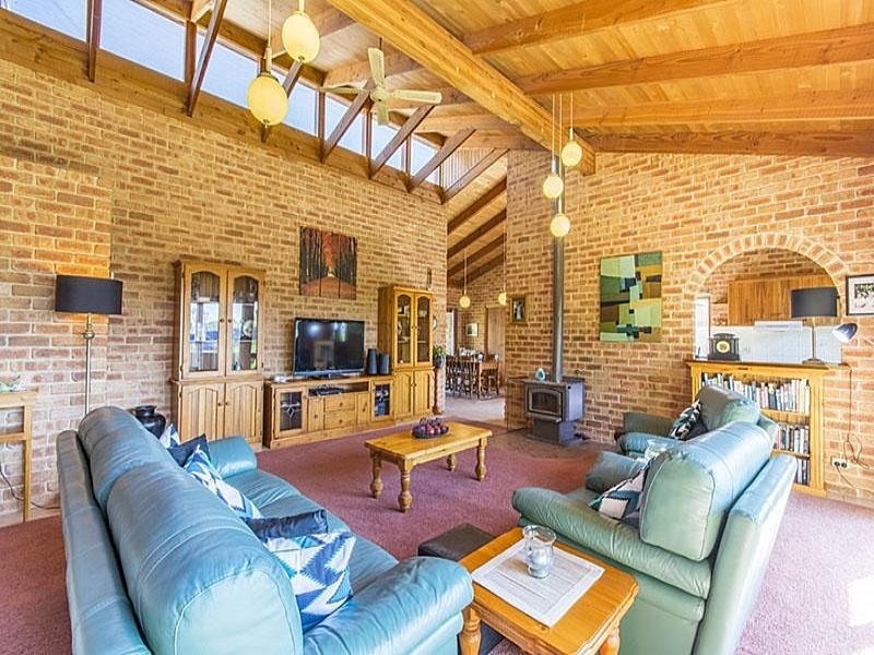 3 Headland Drive, Tura Beach NSW 2548