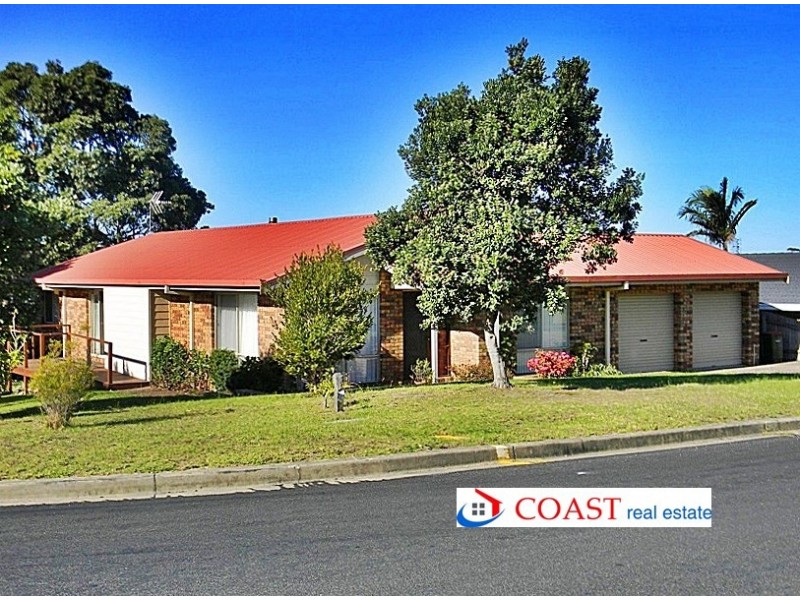 22 Yarrawood Avenue, Merimbula NSW 2548