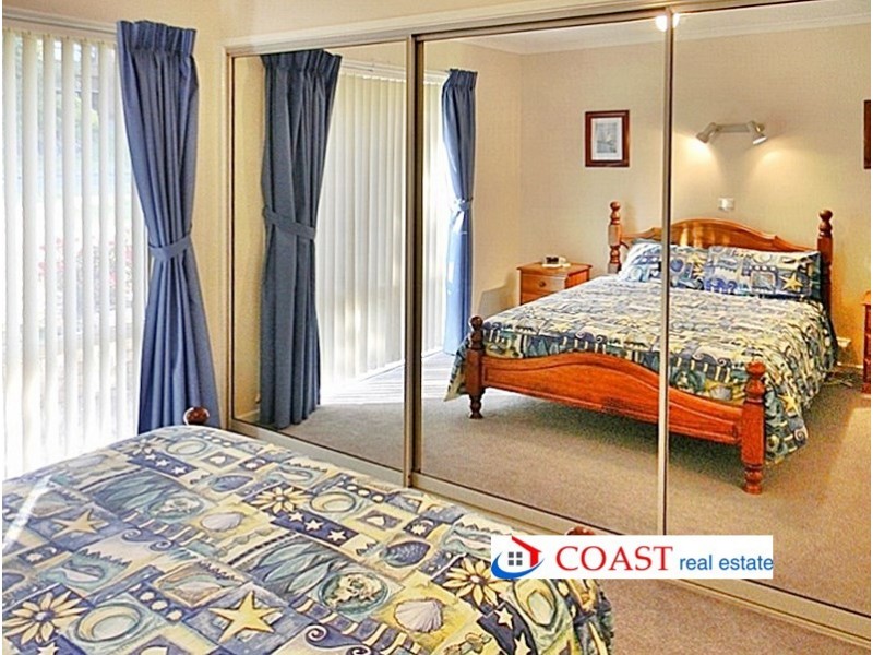 22 Yarrawood Avenue, Merimbula NSW 2548