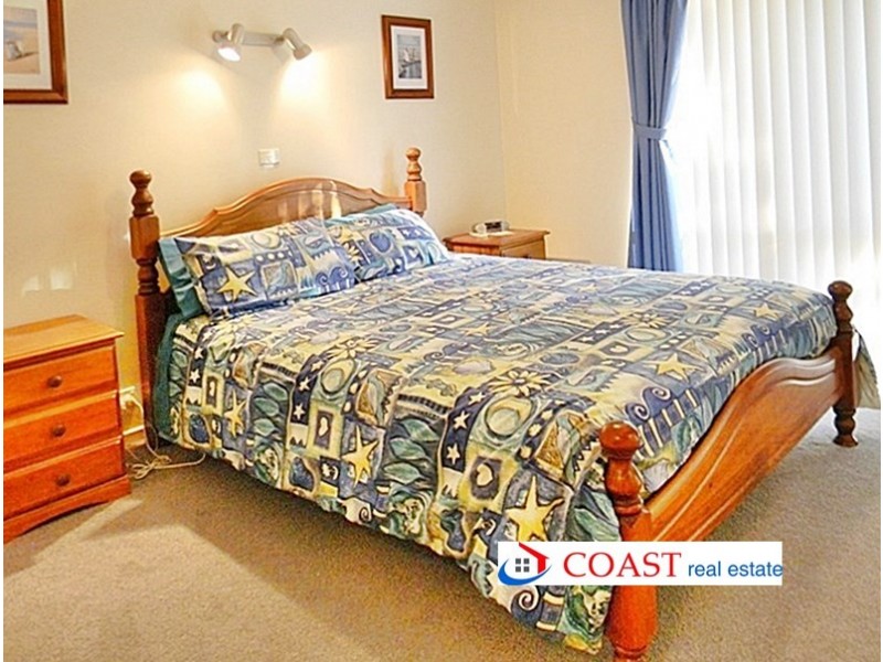 22 Yarrawood Avenue, Merimbula NSW 2548