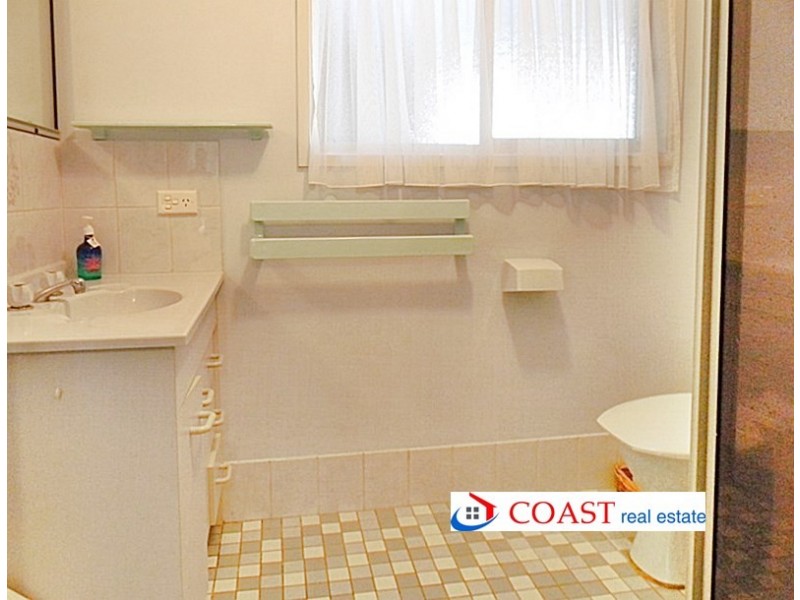 22 Yarrawood Avenue, Merimbula NSW 2548