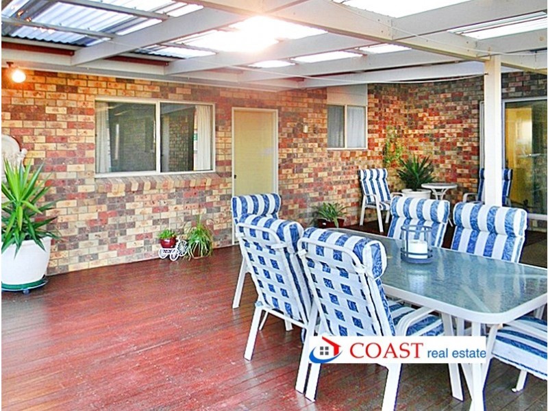 22 Yarrawood Avenue, Merimbula NSW 2548