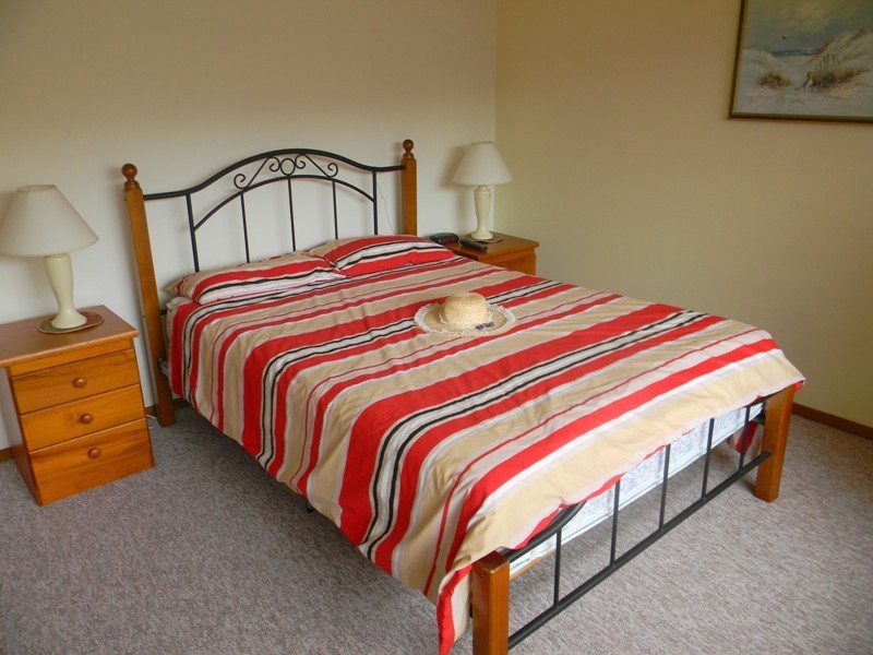 2/1 Tura Circuit, Tura Beach NSW 2548
