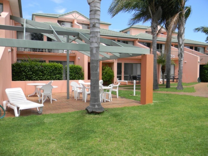 4/10 Marine Parade, Merimbula NSW 2548