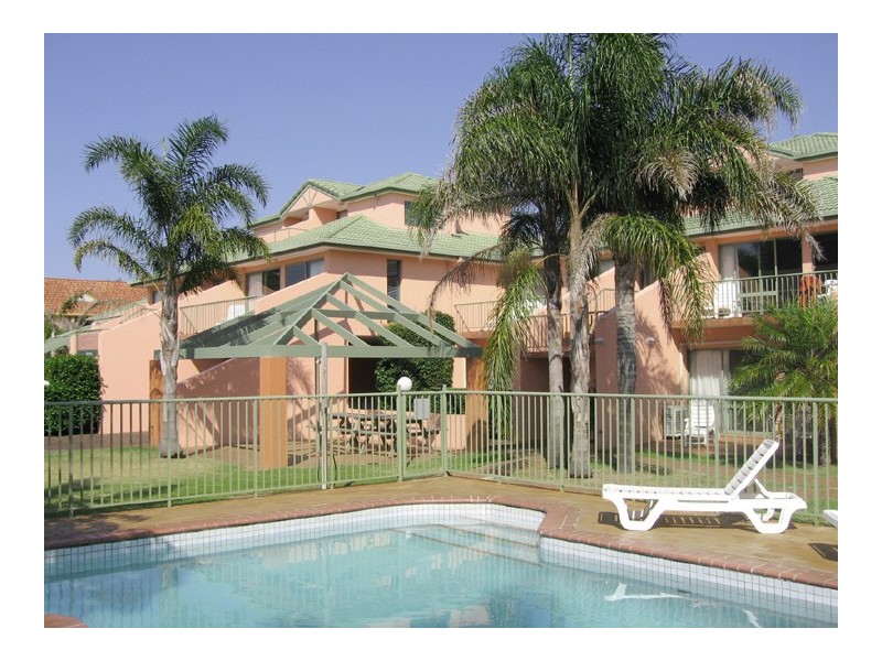 4/10 Marine Parade, Merimbula NSW 2548