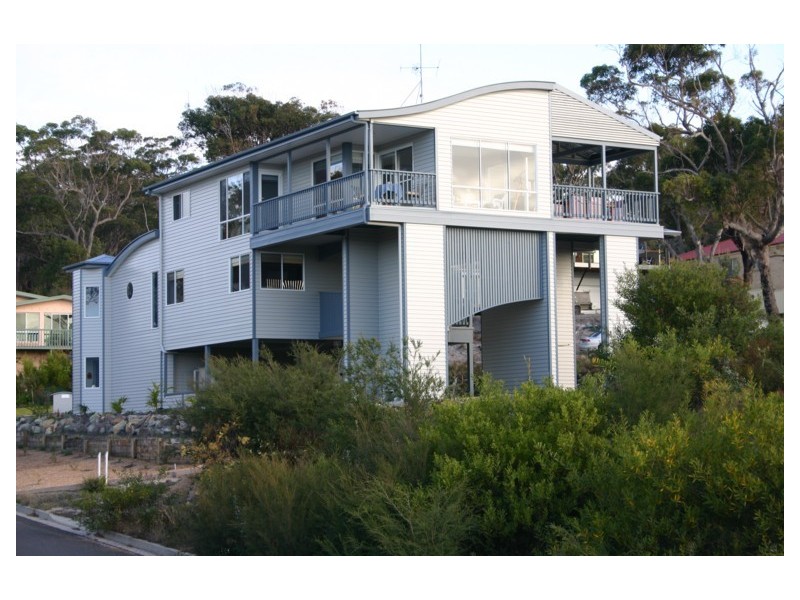 2 Casey Jayne Court, Tura Beach NSW 2548