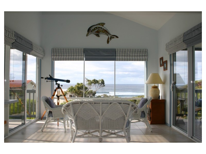 2 Casey Jayne Court, Tura Beach NSW 2548