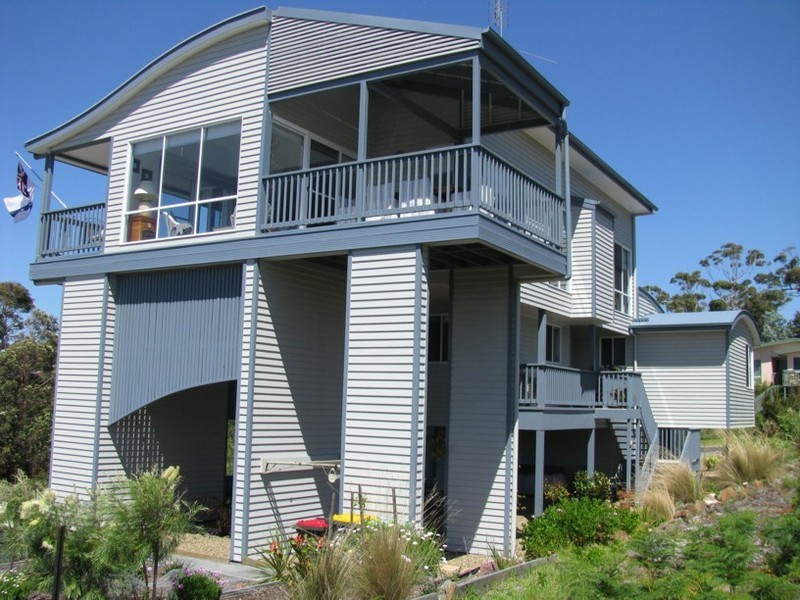 2 Casey Jayne Court, Tura Beach NSW 2548