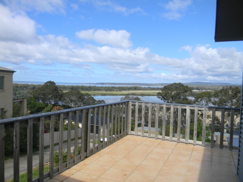 37 John Close, Merimbula NSW 2548