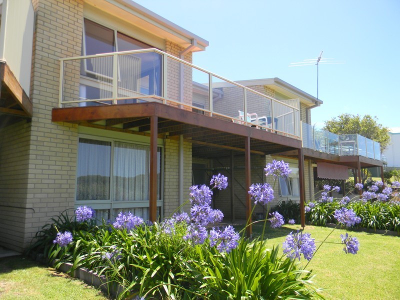 2/22 Surf Circle, Tura Beach NSW 2548