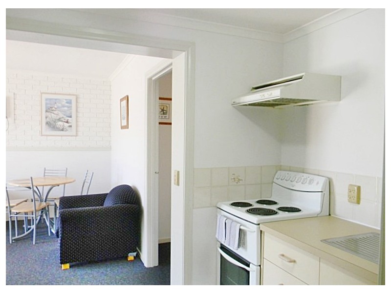 12/68 Arthur Kaine Drive, Merimbula NSW 2548