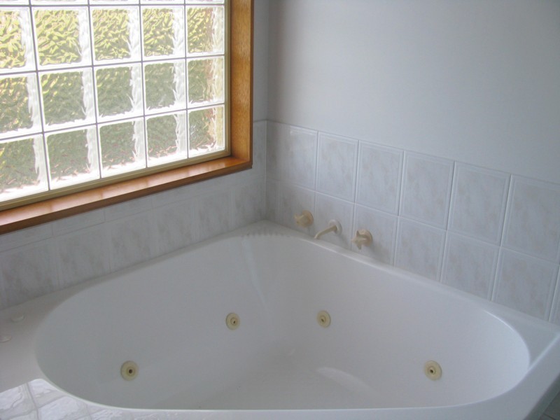 72 Berrambool Drive, Merimbula NSW 2548