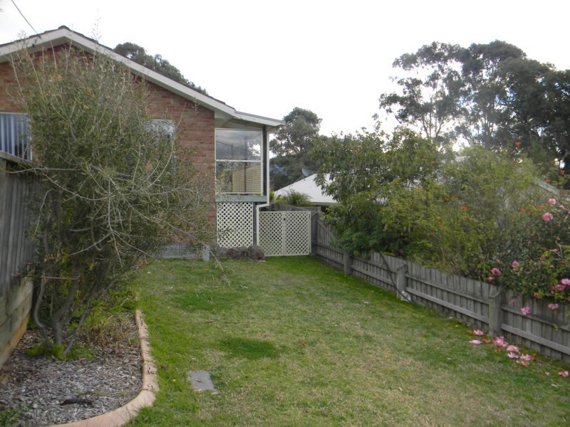 16 Clarke Street, Wolumla NSW 2550