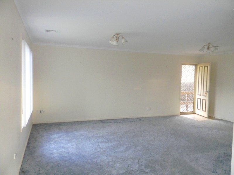 16 Clarke Street, Wolumla NSW 2550