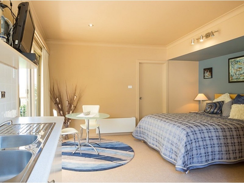 42 Garden Circle, Merimbula NSW 2548