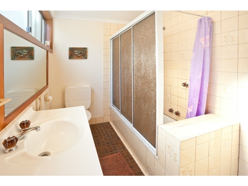 42 Garden Circle, Merimbula NSW 2548