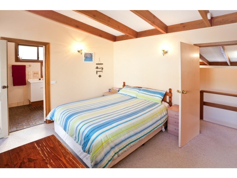 42 Garden Circle, Merimbula NSW 2548