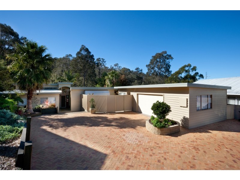 42 Garden Circle, Merimbula NSW 2548
