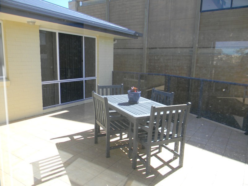 2 Nichole Court, Tura Beach NSW 2548