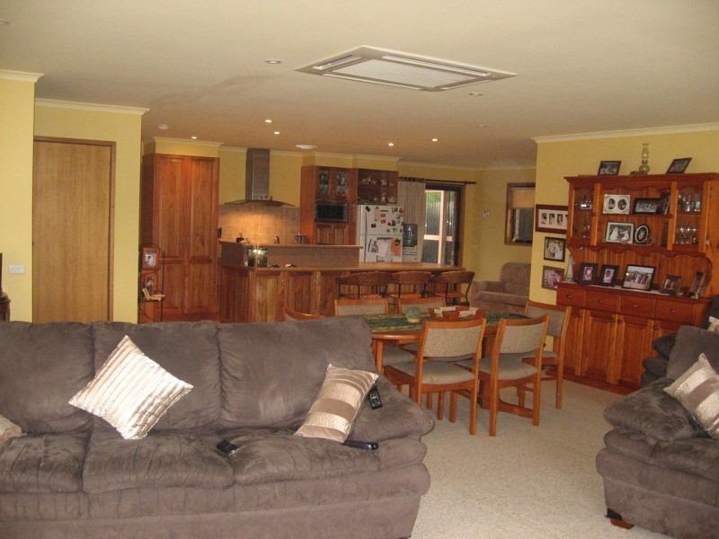 49 Queen Street, Bombala NSW 2632