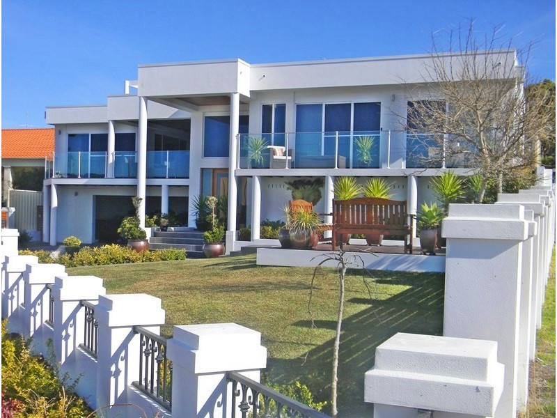 6 Lauren Court, Tura Beach NSW 2548