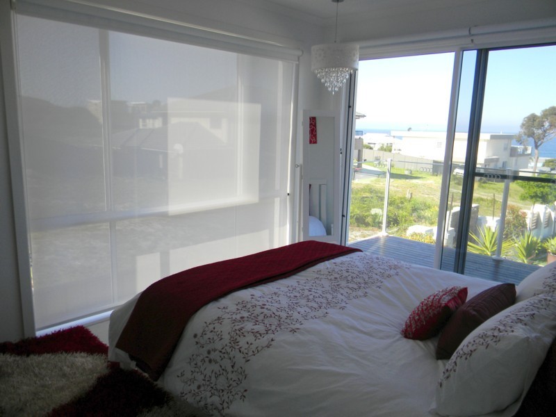 6 Lauren Court, Tura Beach NSW 2548