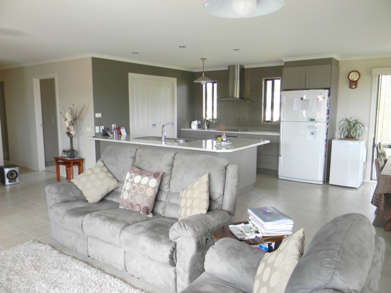 2 Emily Lane, Tura Beach NSW 2548