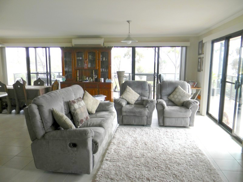 2 Emily Lane, Tura Beach NSW 2548