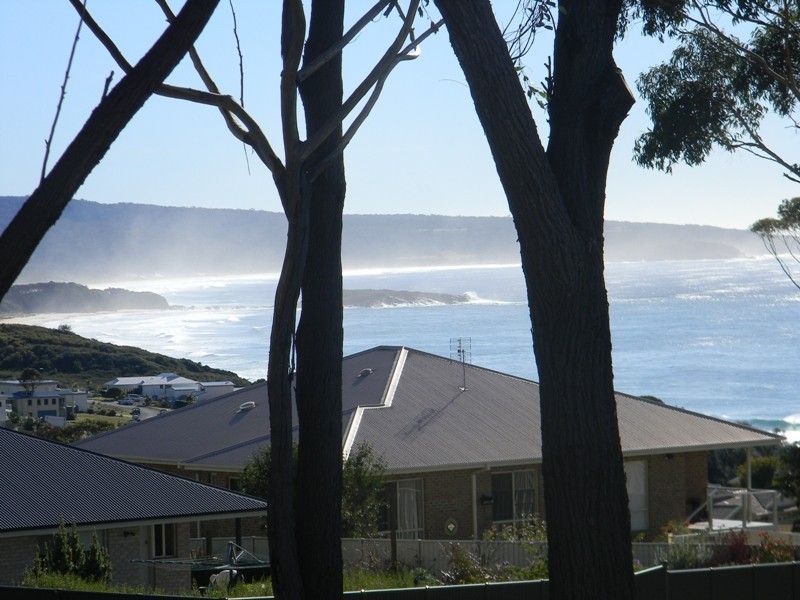 2 Emily Lane, Tura Beach NSW 2548