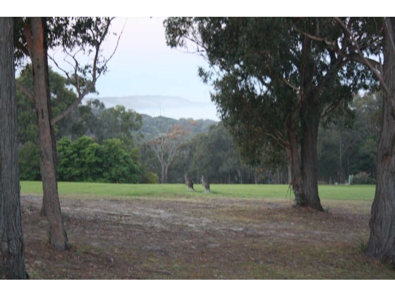 25 Acacia Crescent, Tura Beach NSW 2548