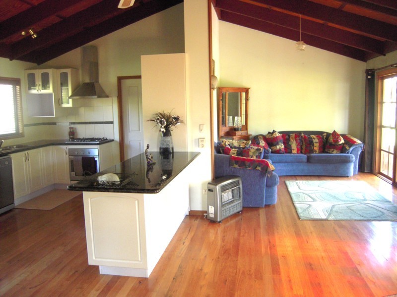 42 Panbula Street, Candelo NSW 2550