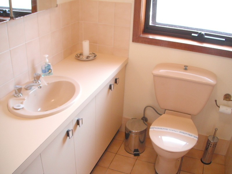 16 Golf Circuit, Tura Beach NSW 2548